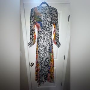 Maxi Dress Multi-Color Leapord & Flowers